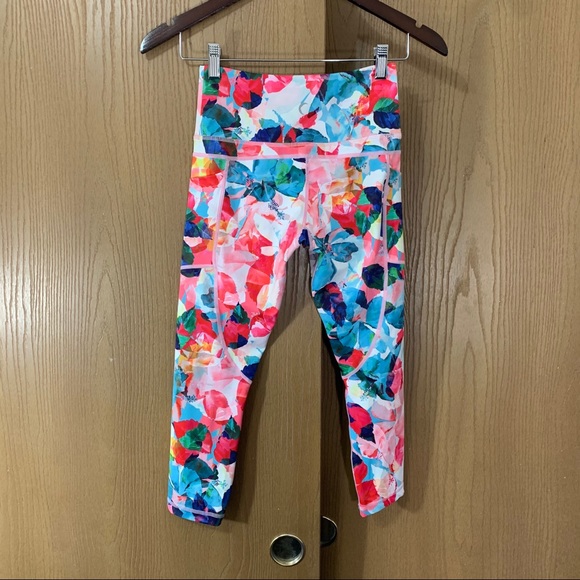 Zyia Floral High Rise LightnTight Leggings Pocket - Picture 7 of 10